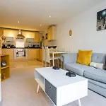 Lovely 2 Bed 2 Bathroom Apartment Manchester