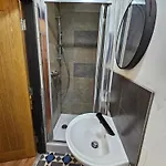 Double En Suit Room In Levenshulme