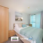 Last-Minute Specials On Chic 2-Bed, 2-Bath City Center Loft By Hedgerow Ltd