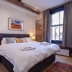 Stunning 1 Bed Flat 5Min Walk To Victoria Station
