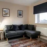Modern 1 Bedroom Apartment In Manchester