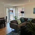 Stylish City Centre Apartment With Large Balcony