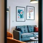 Parking - Lastmindeals - 2Bed