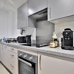Modern 2 Bed, 2 Bath Apt With Ensuite By Avalora Short Lets & Serviced Accommodation Salford With Balcony, Near Tram Stop Salford Quays