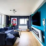 Prime Location Near City-Trafford Centre-Stadium 2Bed
