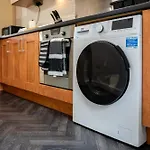 Modern Spacious 2Bedroom Apartment Great! Location By Etihad Mancity Stadium& Coop Live Arena