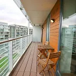 Pass The Keys Stunning Views Canal Side Flat With Free Parking
