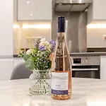 Cjay Luxury Apartment
