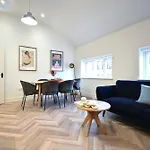 Cityescape - 2Br 2 Bath