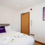 Pillo Rooms - Abbey Grove
