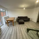 Modern 5 Bedroom House