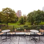 Spacious Apartment In Central Mcr With Terrace, Gym