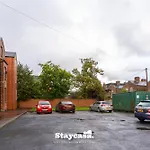 Casa Cove Gf Flat Free Parking - 5Min To Hospital