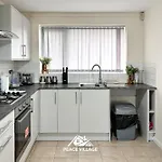 Gateway Residence 5Min To City Centre W Parking