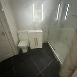 Spacious 2-Bed Apartment In Manchester By Prymeo, Great For Business Stays - Sleeps 4