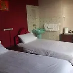 Elton Bank Hotel