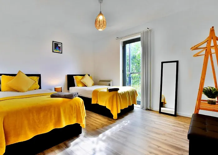 Budget Friendly Apartment With Twin Beds & Parking