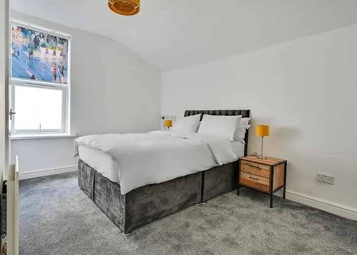 Albert View Rooms