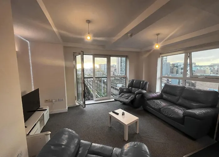 City View Spacious 2 Bed Apartment 2 Bathrooms