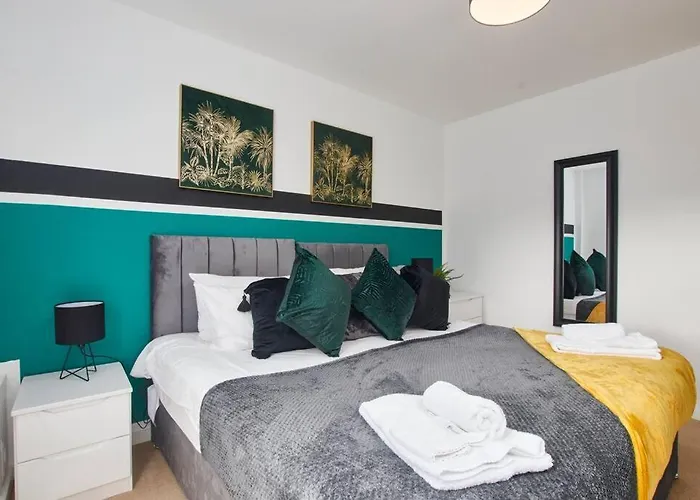 Stylish Central Manchester Apartment
