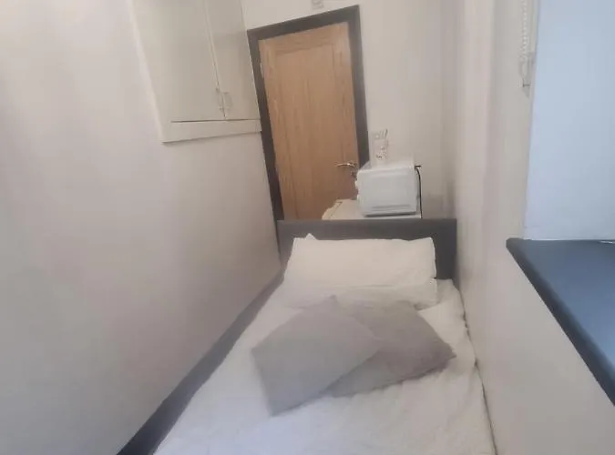 Single Room With Private Bathroom