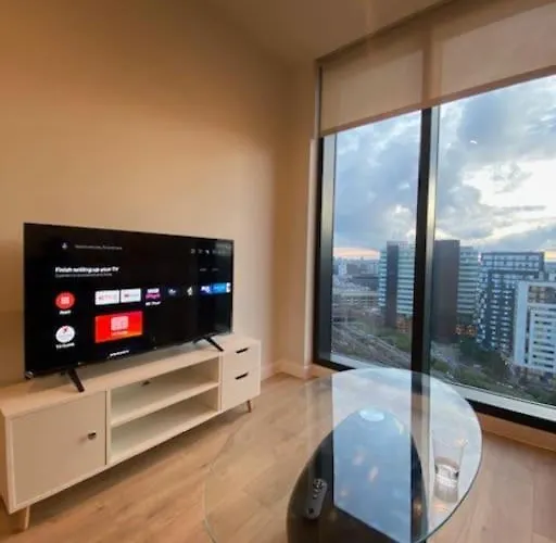 Outstanding, Ultra-Sleek Flat
