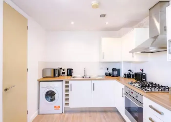 Central Manchester 3 Bedroom Home Mcr Dens