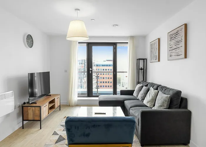 High Rise 2 Bedroom & 2 Bath Apartment With Parking, Balcony & Amazing View