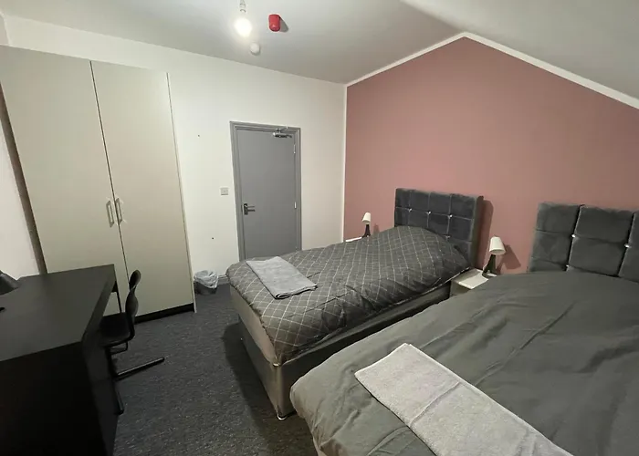 Luxurious En-Suite Room 6