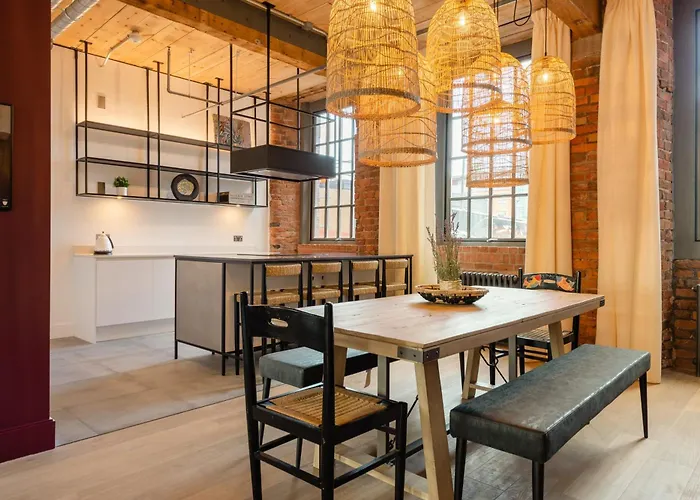Africana By The Heim Residences