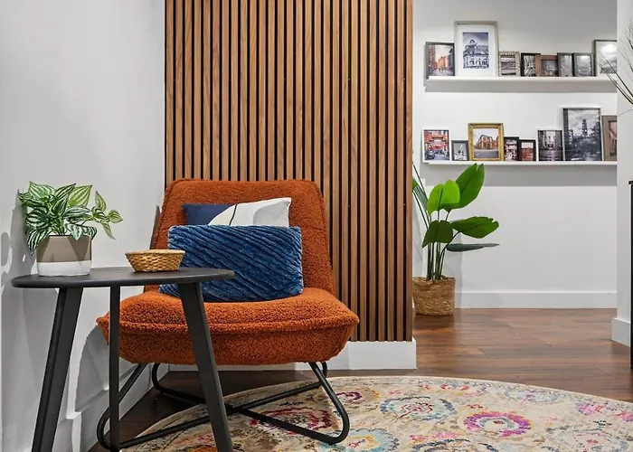 One Cambridge Residence By Coqoon