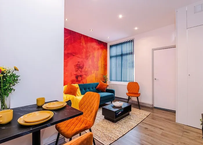 Luxury 3Br En-Suite, Near City