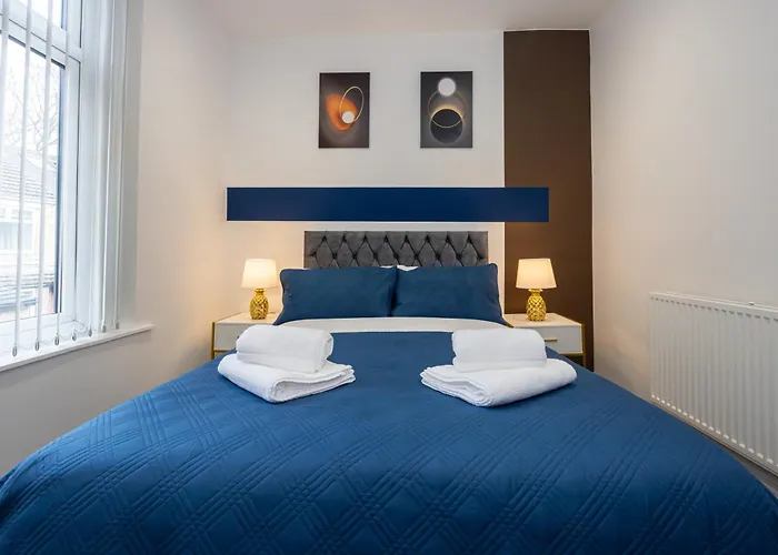 Collegehouse-Businessready-Freeparking&Wifi