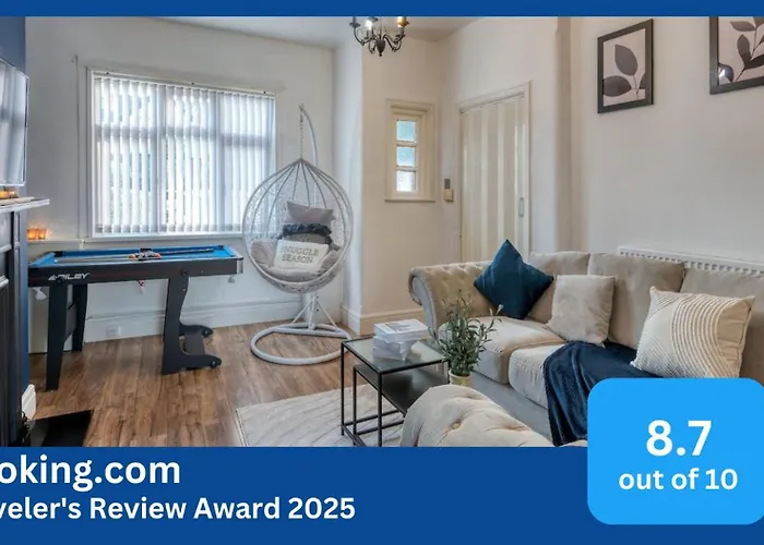 Cosy Pet Friendly Home, Fits 6, Free Parking