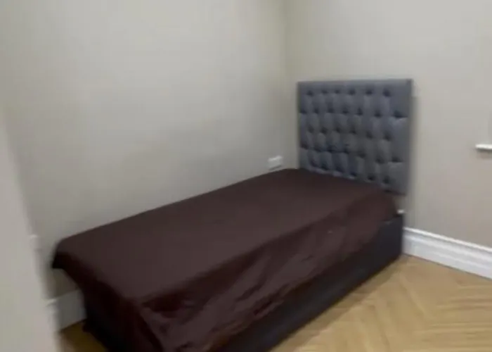 A & B Brothers Estate Room 5