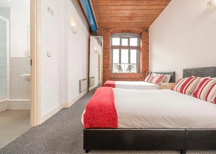 Manchester City Apartments - M1