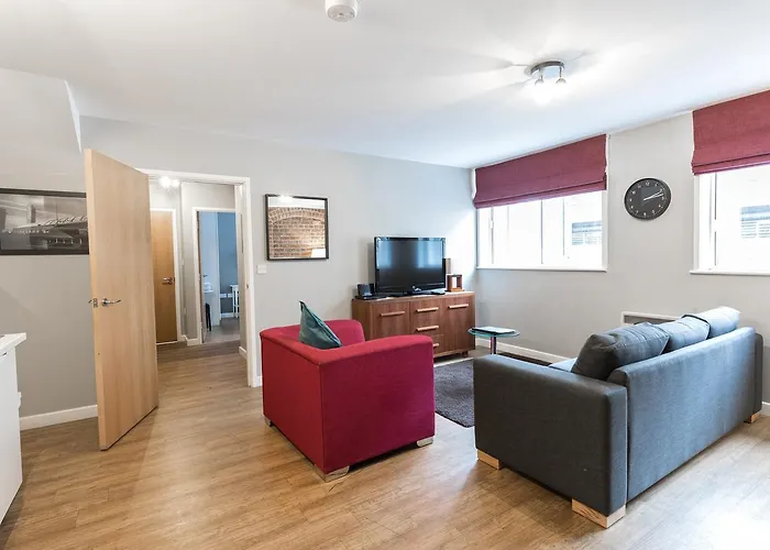 High Street Townhouse Aparthotel