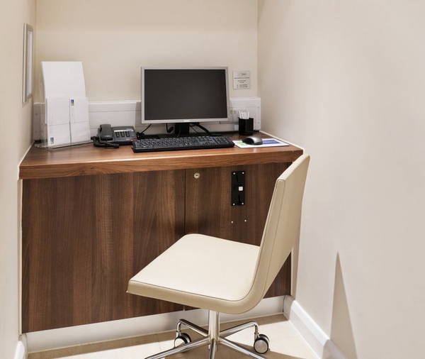 Hotel Express Centre By Ihg Manchester