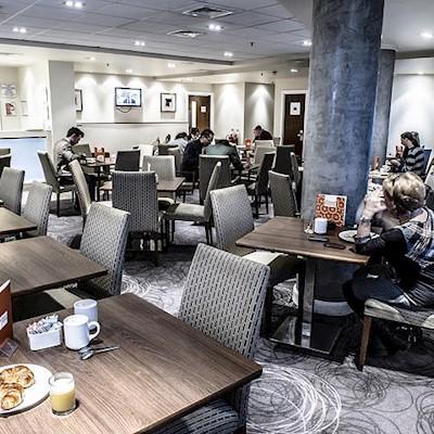 Hotel Express Centre By Ihg 3*