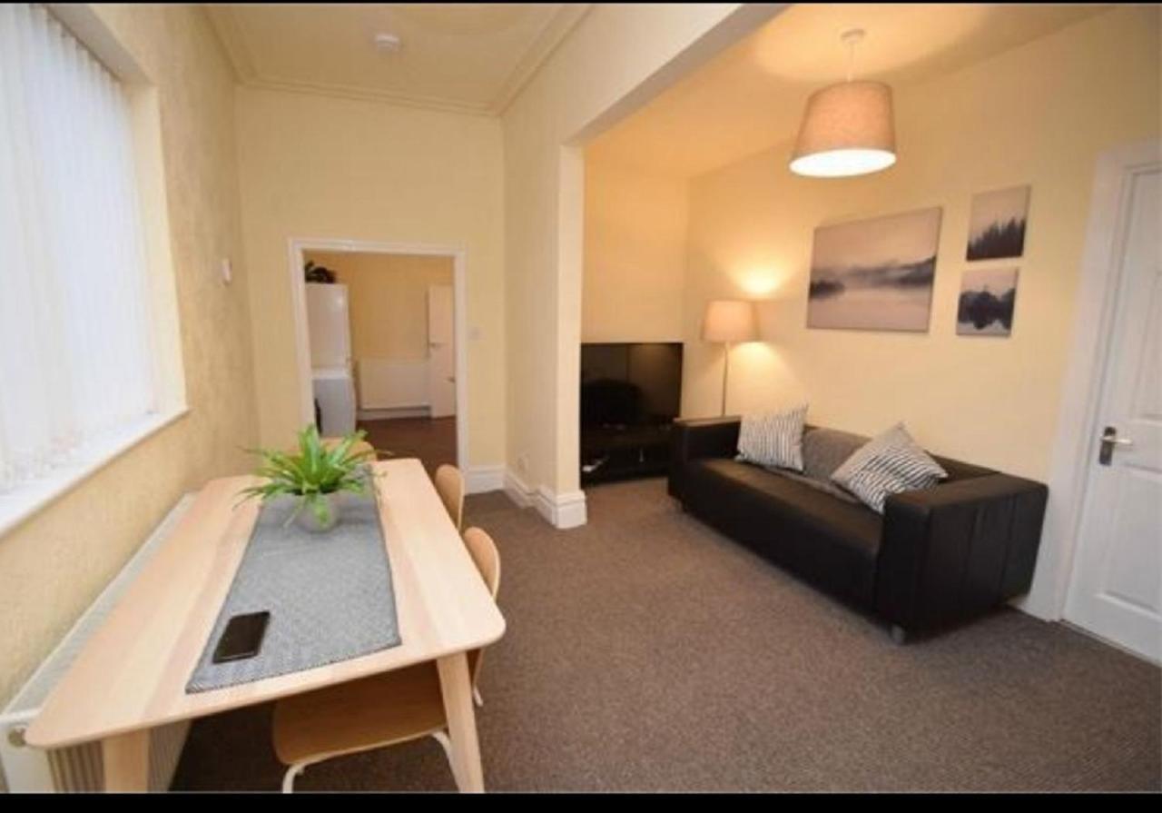 Beautiful 4 Bedroom Victorian Sleeps 7 Stockport Manchester