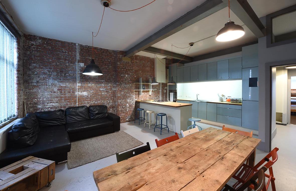 Apartment Mason Street Sleeps 16 *