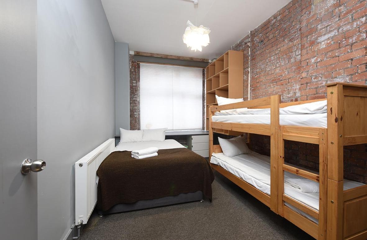 Mason Street Sleeps 16 * Manchester