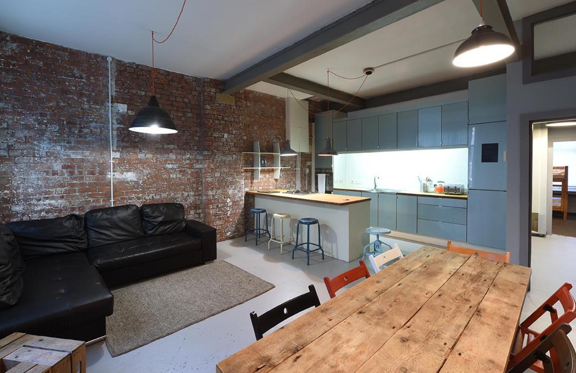 Mason Street Sleeps 16 Apartment Manchester