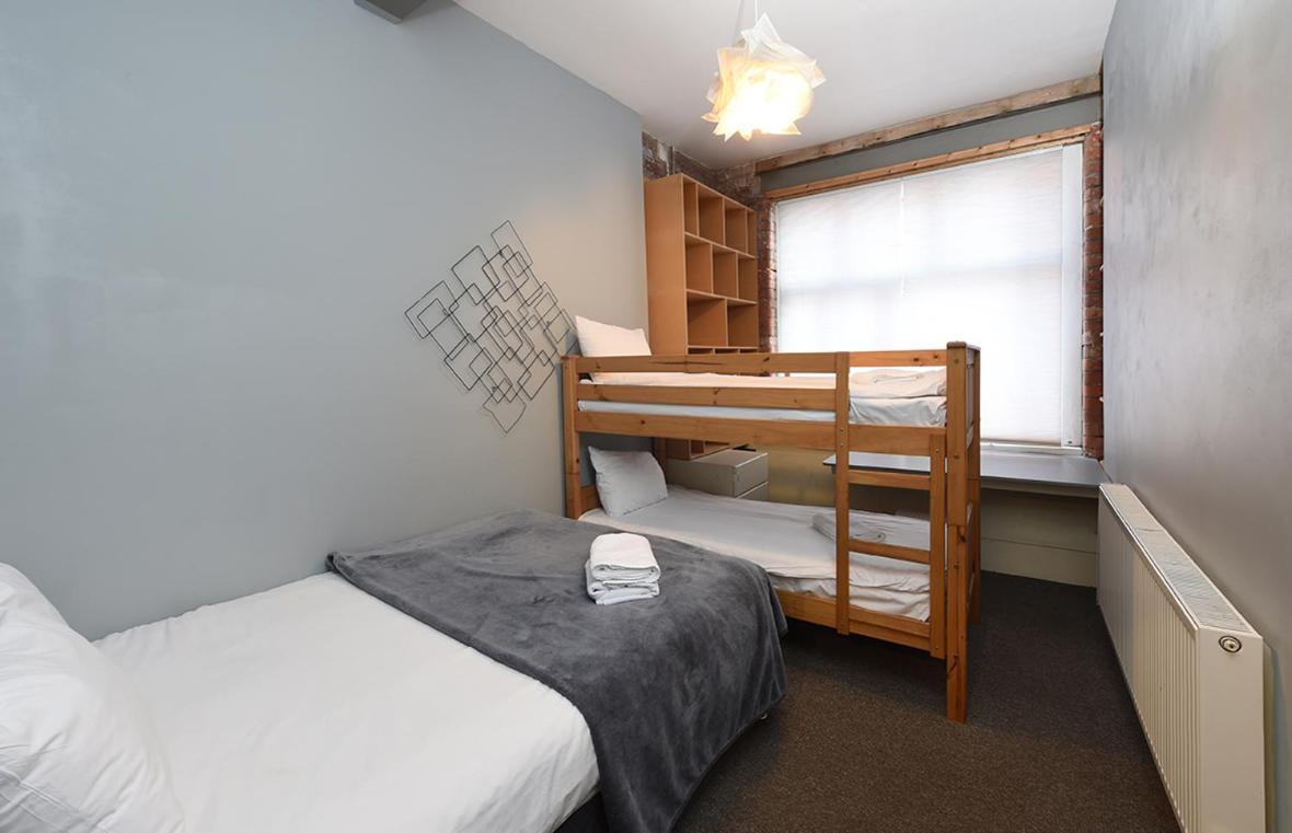 Mason Street Sleeps 16 Manchester