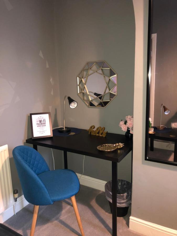 1. Stylish Private Double Near Centre Manchester