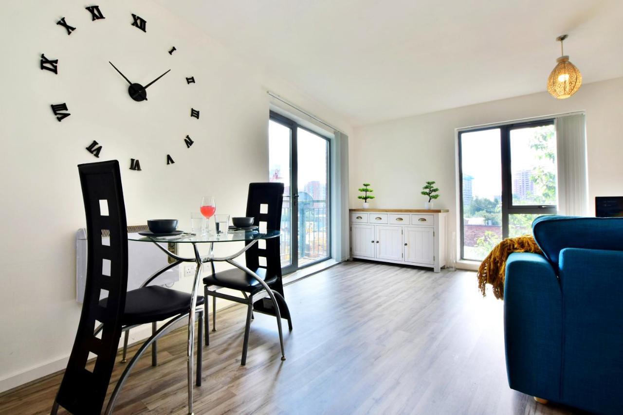 Budget Friendly With Twin Beds & Parking Apartment Manchester