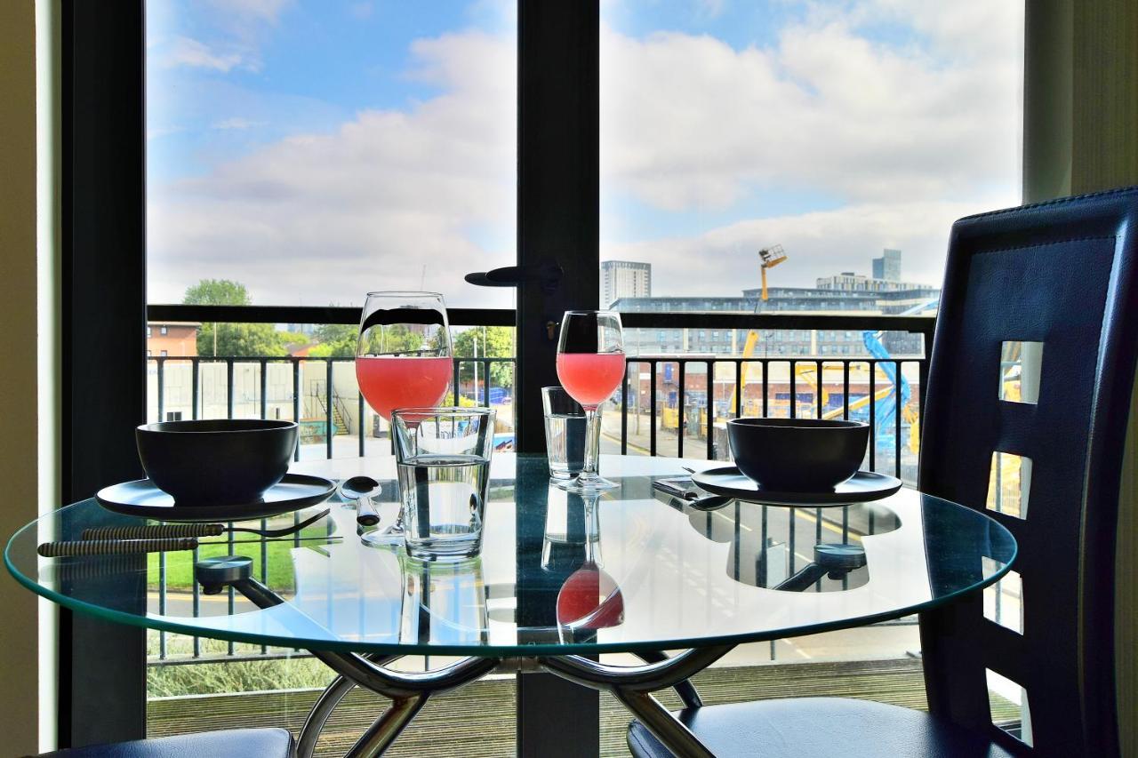 Budget Friendly With Twin Beds & Parking * Manchester