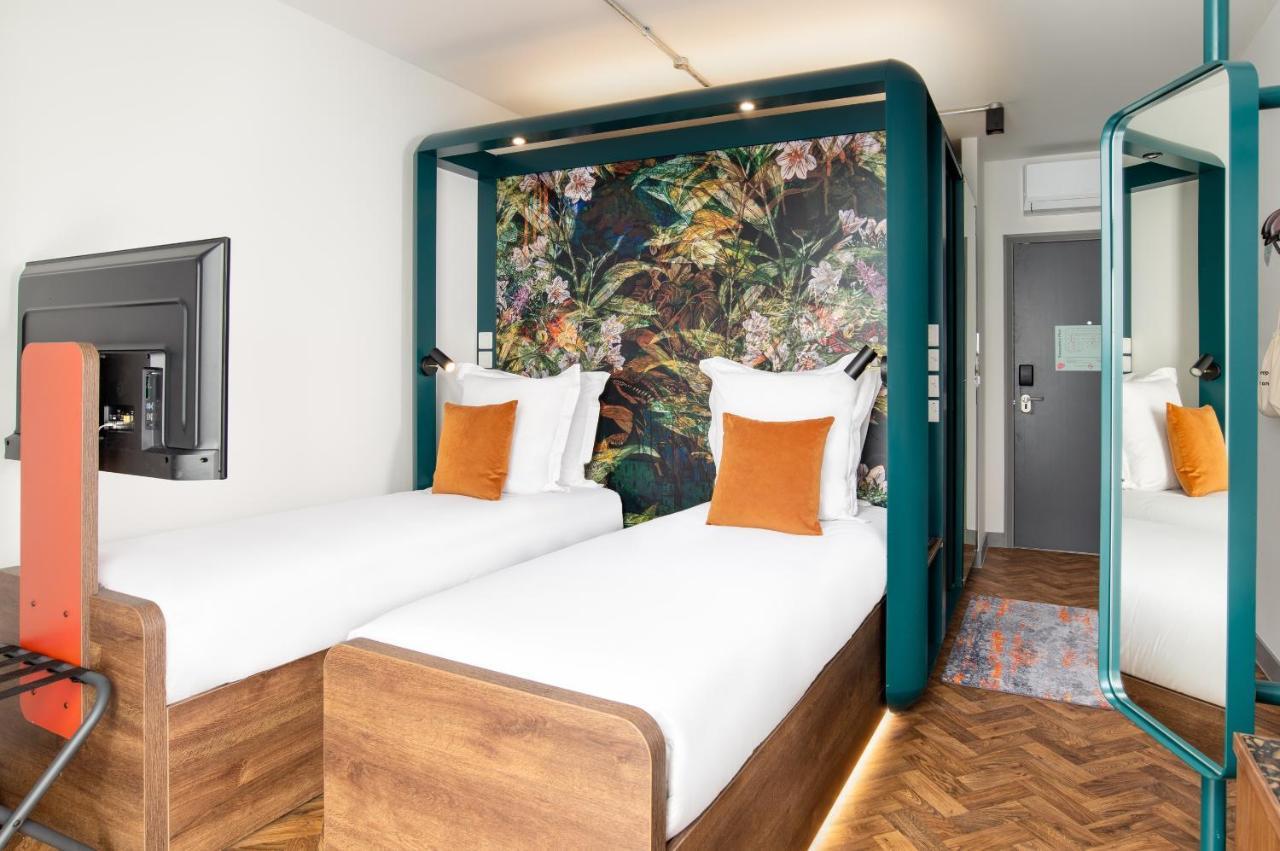 Yotel Deansgate Hotel 4*