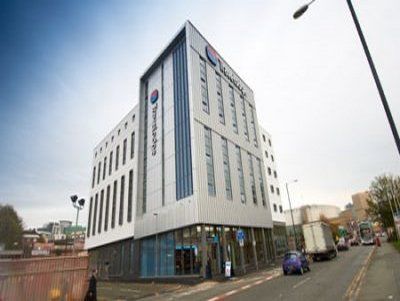 Travelodge Central Arena Hotel 3*
