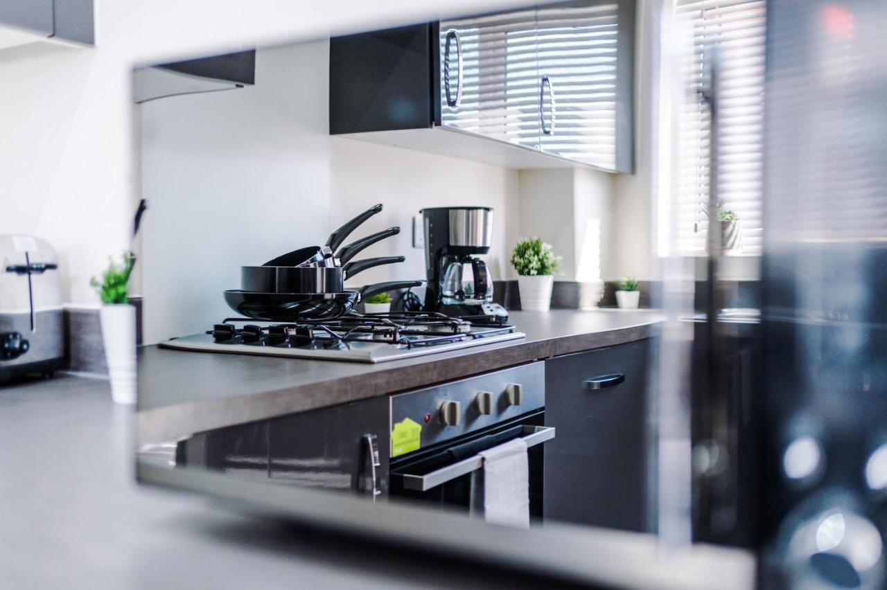 Apartment Vidale Court, 3 Bedroom House With River Irwell View, Sleeps 6 Manchester